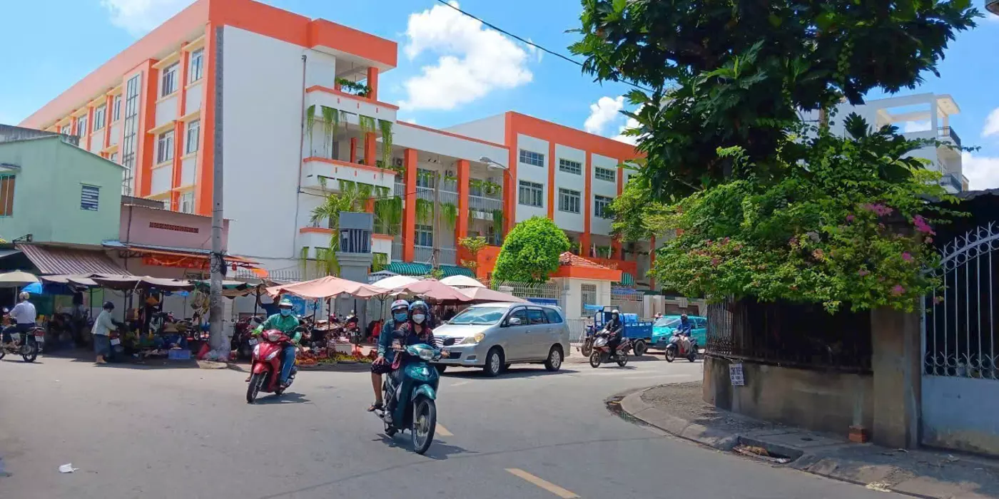 Bán Nhà Đường 8m  5 Tầng  Gần 90m2  Thang  Máy  Trịnh Đình Trọng Tân Phú Nhỉnh 12 Tỷ Xíu