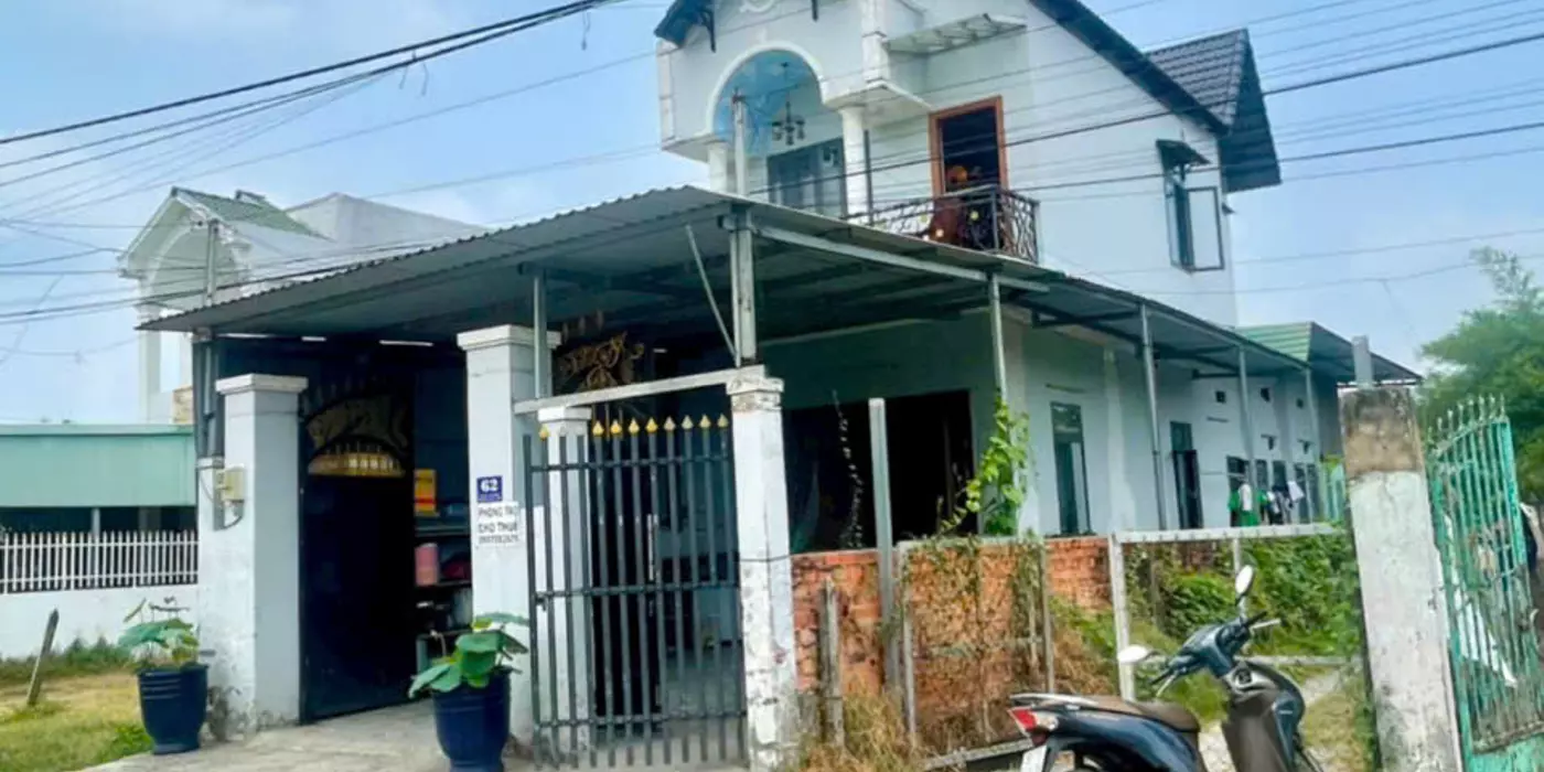 Bán nhà lầu góc 2mt đường nhựa / tỉnh lộ 15, xã Trung An dt 168m2 kèm 3 phòng trọ giá 3,8 tỷ