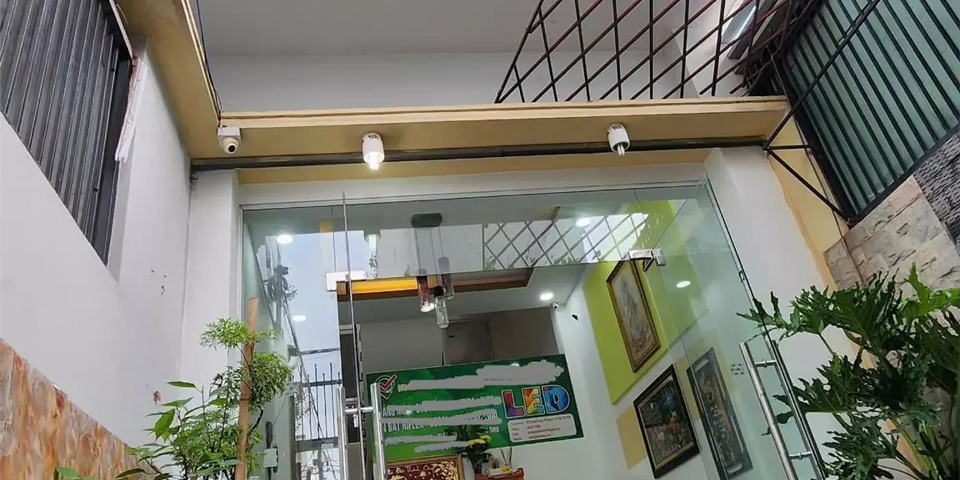 NHÀ GÒ VẤP – NHÀ 3 HƯỚNG LẦU ĐÔNG NAM GIÁP TÂN BÌNH