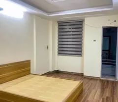 BÁN NHÀ NGÕ PHỐ LĨNH NAM 30M2, 5 TẦNG, NHỈNH 4 TỶ