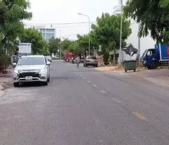 Bán gấp 3007m2 giá 350triệu bao sổ hồng riêng, ngay sát bên chợ trường thị xã Bình Phước