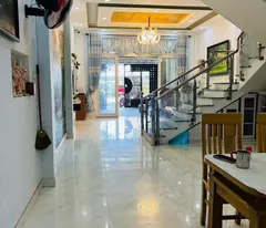 Bán nhà 3 tầng mặt tiền đường Anh Thơ 7m5 khu Nam Việt Á Đà Nẵng cạnh sông