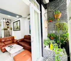 Chính chủ bán nhà hẻm ô tô quay đầu Hòa Hưng, nhà mới đẹp, hẻm kinh doanh, chỉ nhỉnh 6 tỷ còn bớt