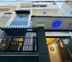 Bán nhà đường số 7, đường xe tải thông, tặng full nội thất, 4 tầng DTSD 183m2 chỉ 6.3 tỷ.