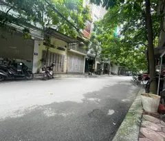 Bán nhà Chiến Thắng Văn Quán 35m2 5 tầng, Vỉa Hè, ô tô tránh 9  tỷ.