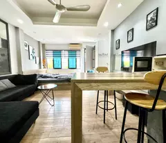 Bán Tòa nhà Dòng tiền Tây Hồ - Sát phố - Dân xây - 64m2/7T - 17.5 tỷ