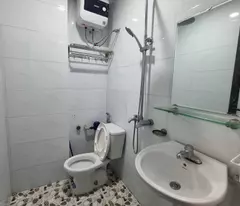 CHUNG CƯ MI NI CẦU GIẤY - 2 THOÁNG - THANG MÁY - 9 PHÒNG KHÉP KÍN - 50M RA MẶT PHỐ
