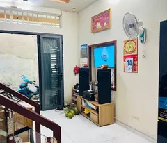 Bán Nhà Hẻm 4M - Cách 1 Căn Ra Mặt Tiền Cách Mạng - TT Tân Phú - 2T - 31M2 - nhỉnh 3 tỷ