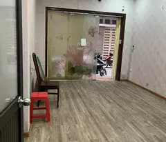 Bán nhà phố Nguyễn Chí Thanh, Đống Đa 36m, 4 tầng. Giá: 13.5 tỷ