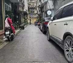 Bán nhà phố Nguyễn Chí Thanh, Đống Đa 36m, 4 tầng. Giá: 13.5 tỷ