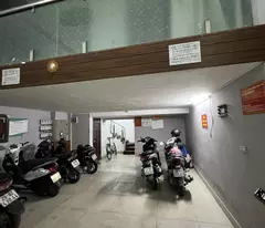 Bán nhà phố Đỗ Quang, Cầu Giấy 64m, 8 tầng, mt 5m. Giá: 32 tỷ