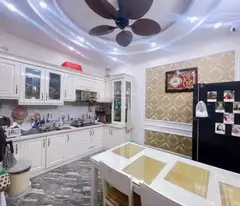 Bán nhà Nguyễn Sơn - 69m2 giá 9,3 tỷ - nhà đẹp ngõ ô tô thông, ô chờ thang máy