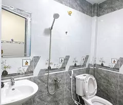 HẺM XE HƠI NGANG 3 X 9 ĐÚC 2 TẤM HƠN 2 TỶ Q4