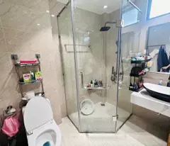 Bán Nhà Đội cấn 40m2, mặt tiền 5m, nội thất tiền tỷ sử dụng free, giá chỉ 10 tỷ
