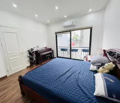 Bán Nhà Đội cấn 40m2, mặt tiền 5m, nội thất tiền tỷ sử dụng free, giá chỉ 10 tỷ