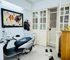BÁN NHÀ PHÂN LÔ ĐỘI NHÂN, HAI MẶT THOÁNG, NGÕ THÔNG 28M2. 6 TẦNG, 5.5 TỶ