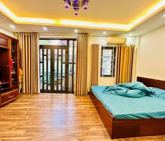 7,6 Tỷ HÀNG XÓM KINH TẾ QUỐC DÂN - NGÕ THÔNG KINH DOANH - Ô TÔ DỪNG ĐỖ TRƯỚC NHÀ