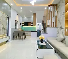 Duy Nhất 1 Căn, DUY TÂN, 3 TẦNG, chỉ nhỉnh 3.x tỷ