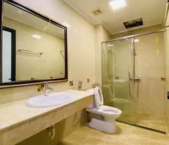 Bán gấp căn nhà giá tốt nhất Quận Cầu Giấy, 30m2 x 5 tầng, nở hậu, 2 thoáng - Giá 5.15 tỷ