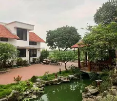 Biệt thự sân vườn Long Biên, 1100m x 3 tầng, mặt tiền 25m, tựa sơn hướng thuỷ, nội thất cao cấp,