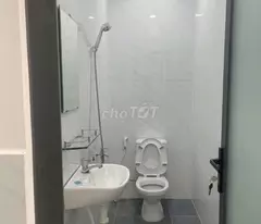 Chính chủ cho thuê nhà Bành Văn Trân Tân Bình 4 tầng 18tr