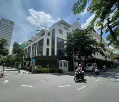 * Chính Chủ Cần Bán Gấp Mặt Tiền Cao Thắng Ngay CC Hà Đô 5Tầng (4X16) 30Tỷ