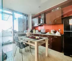 NGUYỄN LƯƠNG BẰNG, ĐỐNG ĐA, 72M2 7 TẦNG, Ô TÔ KINH DOANH ,NGÕ THÔNG NHIỀU PHỐ GIÁ 20 TỶ