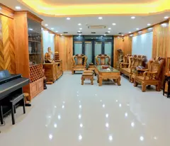 THÁI HÀ, ĐỐNG ĐA - 1 NHÀ RA PHỐ/NHÀ ĐẸP, XỊN/THANG MÁY/DIỆN TÍCH LỚN/GARA OTO 7 CHỖ
