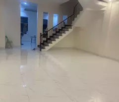 Cho thuê Nhà 3 tầng mặt tiền đường Lê Đức Anh rộng 60m. Nhà mới keng