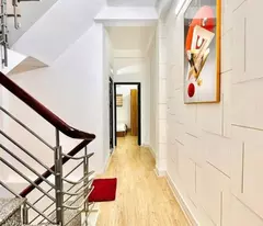 Chính chủ cho thuê NNC Nguyễn Trãi, Phường Nguyễn Cư Trinh, Quận 1, Hẻm oto, 3 tầng, Ngang 3m, Dài