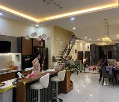 nhà quận 7,đường huỳnh tấn phát,hẻm 8m, 5m x 25m,13,8 tỷ
