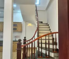 BÁN NHÀ ĐẸP - 4 TẦNG – GẦN CHỢ - GẦN TRƯỜNG – MẶT NGÕ NÔNG