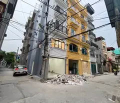 -HANG HÓT LONG BIÊN 6 tỷ 480 triêu .6 tầng thang máy ô tô vào nhà
-liên hệ e cường 083 2865 116