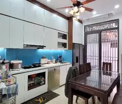 Bán nhà 7 tầng, Thanh Xuân, Hà Nội. DT 50m2, có thang máy. Giá chào nhỉnh 12 tỷ có thương lượng