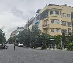 CHÍNH CHỦ BÁN NHÀ ...KHU ĐÔ THỊ VĂN PHÚ - PHÂN LÔ CẠNH GÓC - ĐƯỜNG RỘNG OTO VÀO NHÀ, XE ĐẬU NGÀY