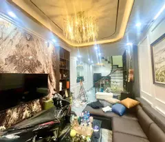 Nhà 5 tầng Dương Nội 44m - oto đỗ cửa - để lại toàn bộ nội thất- chỉ hơn 5ty