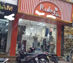 NHÀ PHÂN LÔ- Ô TÔ-KINH DOANH TỐT. CHỈ QUANH 7 TỶ CÓ NGAY NHÀ 4 TẦNG NGUYỄN TRÃI 30M2