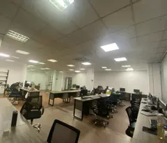 Cho thuê văn phòng phố Vũ Phạm Hàm sàn 500m2, giá chỉ 80 tr/th,