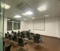 Cho thuê văn phòng phố Vũ Phạm Hàm sàn 500m2, giá chỉ 80 tr/th,