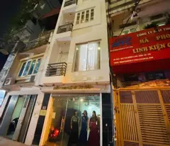 ĐƯỜNG LÁNG, ĐỐNG ĐA,55M2 5 TẦNG LỘNG LẪY , Ô TÔ TRÁNH, KINH DOANH ĐỈNH CAO GIÁ 16 TỶ
