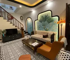 Bán Nhà Đẹp, Nguyễn Trãi, Thanh Xuân, Gần Phố, Cách Ô Tô 20m, DT 42m2, 5 Tầng, Nhỉnh 5 Tỷ.