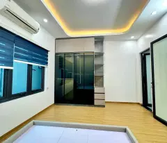 Bán Nhà Phố Quan Nhân, 5 Tầng Mới, Ô Tô, Diện Tích 40m2, Gía Rẻ Không Căn Thứ 2, Nhỉnh 6 Tỷ.