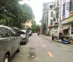 Bán nhà Nguyễn Văn Cừ - 68m2 giá 11,2 tỷ. Nhà lô góc 3 thoáng, ô tô tránh, thông tứ tung