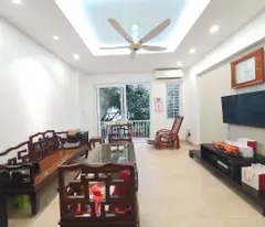 Bán Nhà Phân Lô, Oto, Thang Máy, Vỉa Hè, Kinh Doanh, Quận Cầu Giấy.