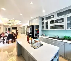 Bán nhà Nguyễn Văn Cừ 98m2 - 4T giá 17,8 tỷ - ô tô tránh, nội thất đẹp như cung điện 5 sao
