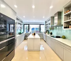 Bán nhà Nguyễn Văn Cừ 98m2 - 4T giá 17,8 tỷ - ô tô tránh, nội thất đẹp như cung điện 5 sao