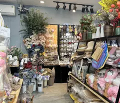 Bán Nhà  Gần Bàu Cát - Chợ Tân Bình , Ô Tô Thông - 33M2,  Nhỉnh 4 T.ỷ.
Goi Ngay 0939.756.234 _ Hỗ