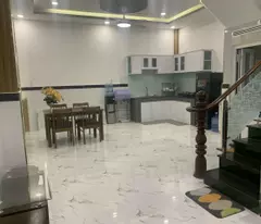 Nhà 4x15, 5 tầng, BTCT,  sát mặt tiền Lê Trọng Tấn, giá nhỉnh 6 tỉ