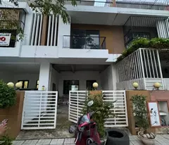 Bán Nhà Mặt Tiền đường Tô Ngọc Vân Thủ Đức, 125m² , 11 tỷ