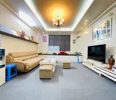 BÁN NHÀ SAU TRUNG TÂM HỘI NGHỊ QUỐC GIA – Ô TÔ ĐỖ CỬA
60M2 – 13 TỶ ( THƯƠNG LƯỢNG TRỰC TIẾP VỚI